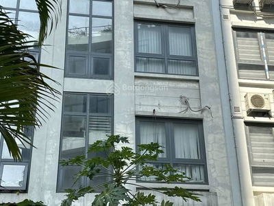 Gehäuse In Hanoi, Vietnam Gehäuse In Hanoi, Vietnam