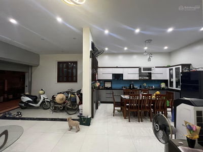 Жилье в Hanoi, Vietnam Жилье в Hanoi, Vietnam