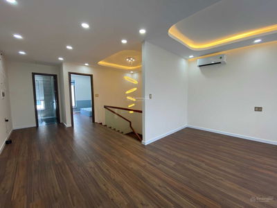 Lavila Kien A - Nha Be, Vietnam  Lavila Kien A - Nha Be, Vietnam