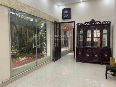 Gehäuse In Hanoi, Vietnam Gehäuse In Hanoi, Vietnam