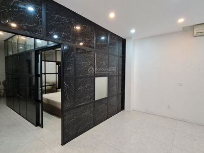 Gehäuse In Hanoi, Vietnam Gehäuse In Hanoi, Vietnam