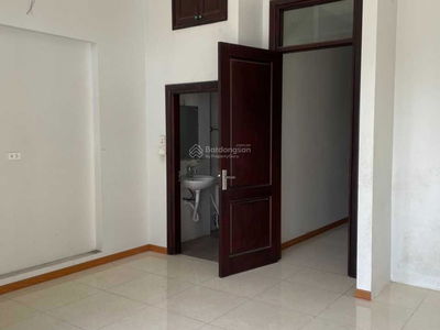 Housing in Hanoi, Vietnam Housing in Hanoi, Vietnam