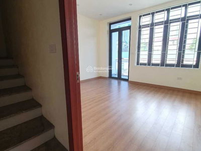 Gehäuse In Hanoi, Vietnam Gehäuse In Hanoi, Vietnam