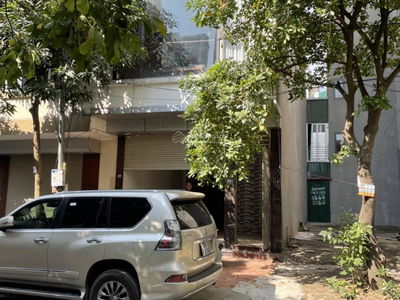 Gehäuse In Hanoi, Vietnam Gehäuse In Hanoi, Vietnam