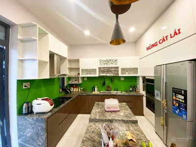 East Village Street, Vietnam  East Village Street, Vietnam