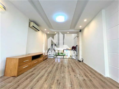 Gehäuse In Nha Be, Vietnam Gehäuse In Nha Be, Vietnam