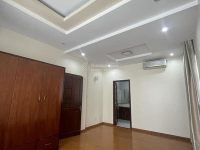 Gehäuse In Nha Be, Vietnam  Gehäuse In Nha Be, Vietnam