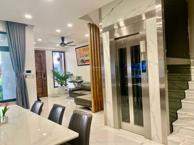 Gehäuse In Nha Be, Vietnam Gehäuse In Nha Be, Vietnam