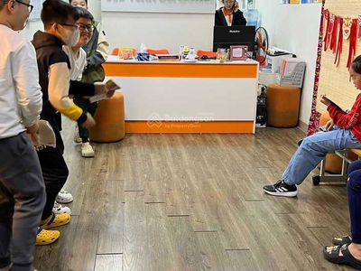 Gehäuse In Hanoi, Vietnam Gehäuse In Hanoi, Vietnam