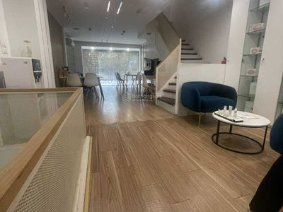 Gehäuse In Hanoi, Vietnam Gehäuse In Hanoi, Vietnam