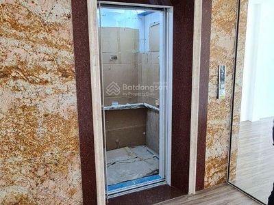 Gehäuse In Hanoi, Vietnam Gehäuse In Hanoi, Vietnam