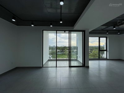 Gehäuse In Nha Be, Vietnam  Gehäuse In Nha Be, Vietnam