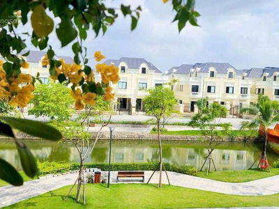 Moonlight 1 - An Lạc Green Symphony, Vietnam Moonlight 1 - An Lạc Green Symphony, Vietnam