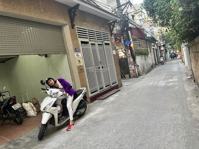 Gehäuse In Hanoi, Vietnam Gehäuse In Hanoi, Vietnam