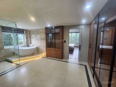 Anh Dung II - Red Star I, Vietnam Anh Dung II - Red Star I, Vietnam