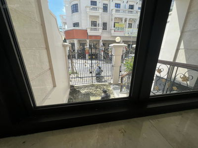 Golden Mansion, Vietnam Golden Mansion, Vietnam