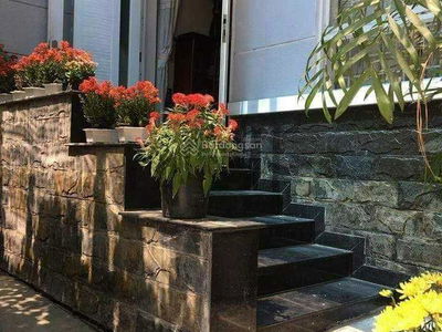 Gehäuse In Nha Be, Vietnam Gehäuse In Nha Be, Vietnam