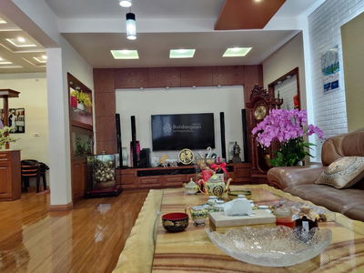 Housing in Hanoi, Vietnam Housing in Hanoi, Vietnam