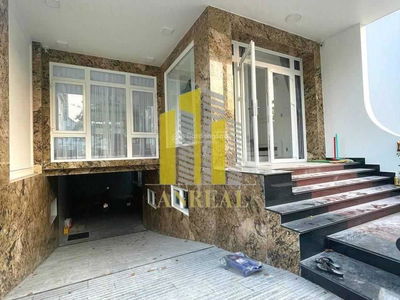 Diamond Island, Vietnam Diamond Island, Vietnam