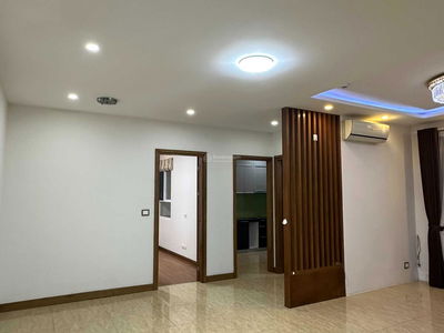 Golden Palace, Vietnam Golden Palace, Vietnam