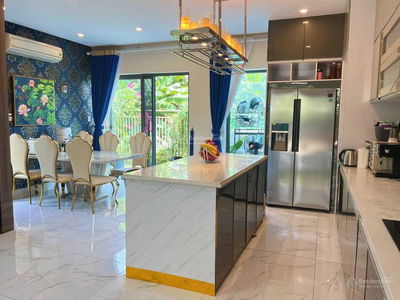 Dragon Parc, Vietnam  Dragon Parc, Vietnam