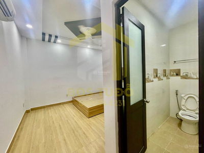 Gehäuse In Nha Be, Vietnam Gehäuse In Nha Be, Vietnam