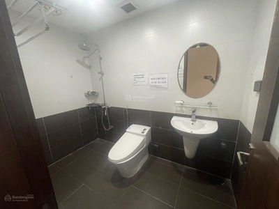 Gehäuse In Hanoi, Vietnam Gehäuse In Hanoi, Vietnam