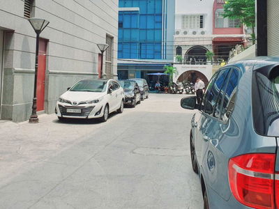 Housing in Ho Chi Minh City, Vietnam Housing in Ho Chi Minh City, Vietnam