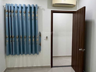 Topaz Elite, Vietnam Topaz Elite, Vietnam