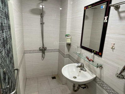 Housing in Hanoi, Vietnam  Housing in Hanoi, Vietnam