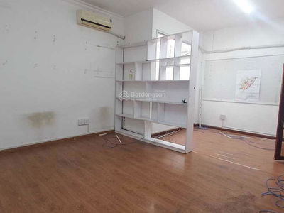 Gehäuse In Nha Be, Vietnam Gehäuse In Nha Be, Vietnam