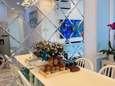 Terra Royal, Vietnam Terra Royal, Vietnam