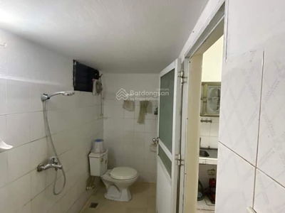 Gehäuse In Ha GJong, Vietnam Gehäuse In Ha GJong, Vietnam