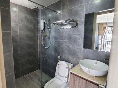 Au Co Street, Vietnam Au Co Street, Vietnam