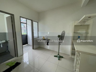 Pristine 3 @ Bandar Baru Enstek, Malaysia Pristine 3 @ Bandar Baru Enstek, Malaysia