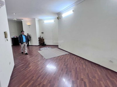 Trung Hoa Nhan Chinh, Vietnam Trung Hoa Nhan Chinh, Vietnam