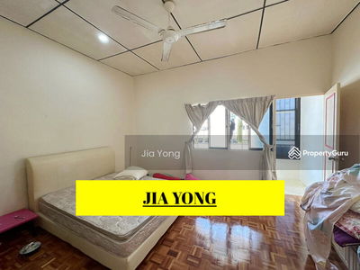 Jelutong lorong slim taman free school near heng ee school, Malaysia Jelutong lorong slim taman free school near heng ee school, Malaysia