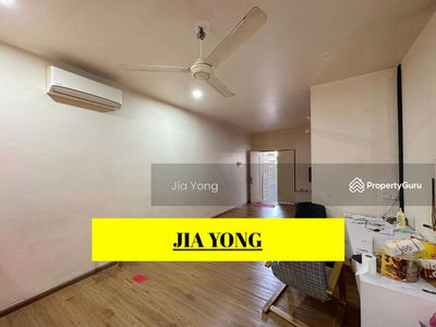 Jelutong lorong slim taman free school near heng ee school, Malaysia Jelutong lorong slim taman free school near heng ee school, Malaysia