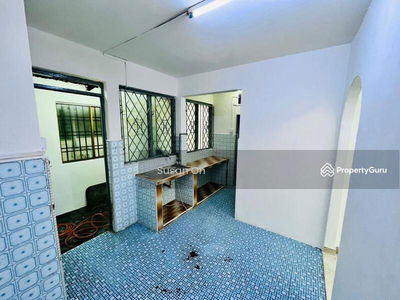 Flat Taman Ungku Tun Aminah, Malaysia Flat Taman Ungku Tun Aminah, Malaysia