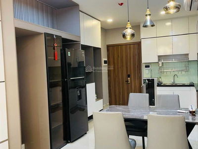 Topaz Elite, Vietnam Topaz Elite, Vietnam