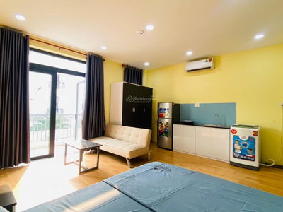 Cach Mang Thang Tam Street, Vietnam Cach Mang Thang Tam Street, Vietnam