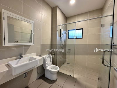 Evira @ Warisan Puteri, Malaysia Evira @ Warisan Puteri, Malaysia