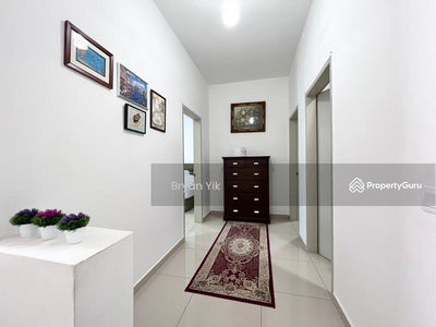 Penduline @ Bandar Rimbayu, Malaysia Penduline @ Bandar Rimbayu, Malaysia