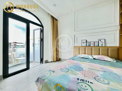 Le Van Tho Street, Vietnam Le Van Tho Street, Vietnam