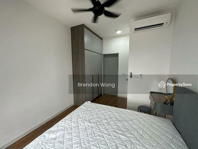 M Vertica, Malaysia M Vertica, Malaysia