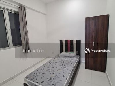 Axis Crown, Malaysia Axis Crown, Malaysia