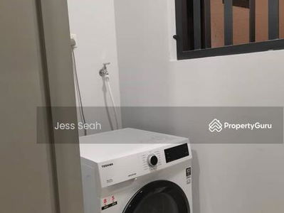 M Vertica, Malaysia M Vertica, Malaysia