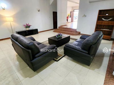 Beverly Row, Malaysia Beverly Row, Malaysia