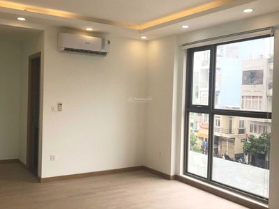 River Gate, Vietnam River Gate, Vietnam