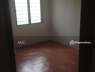 2 storey house @ Taman Teluk Gedong Indah, Port Klang, Malaysia 2 storey house @ Taman Teluk Gedong Indah, Port Klang, Malaysia